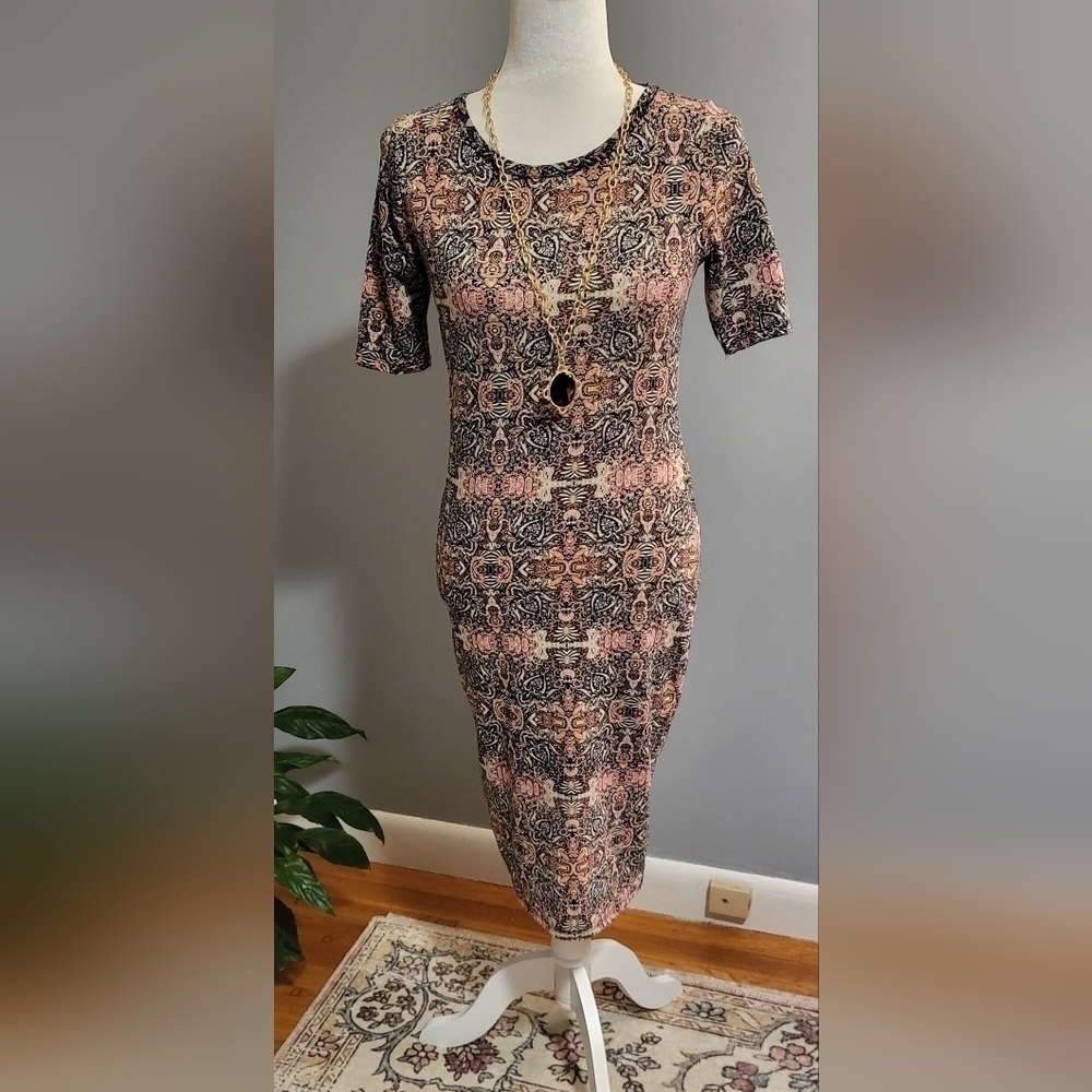 LulaRoe Stretchy Pullover Short Sleeve Print Midi Dress - Size XS